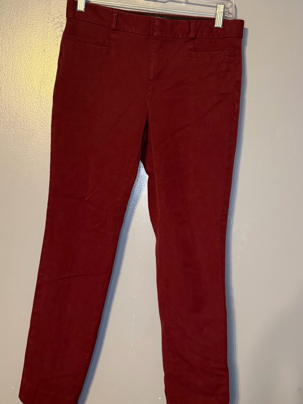 Banana Republic Jackson Fit Pants Women’s Size 4 Burgundy Slim Straight Pants